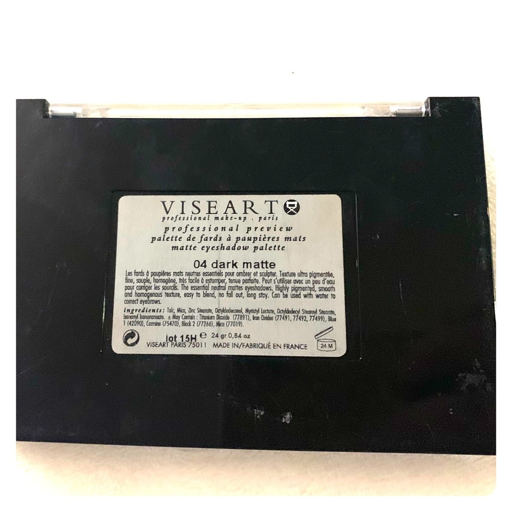Viseart 04 dark matte eyeshadow palette